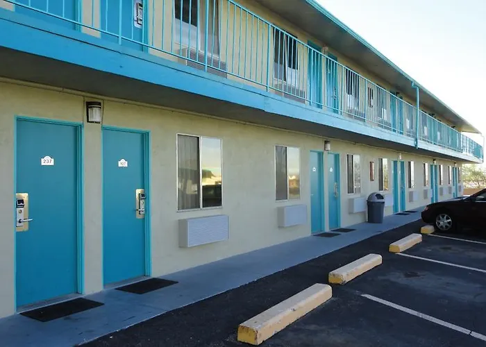 Economy Lake Havasu 2*
